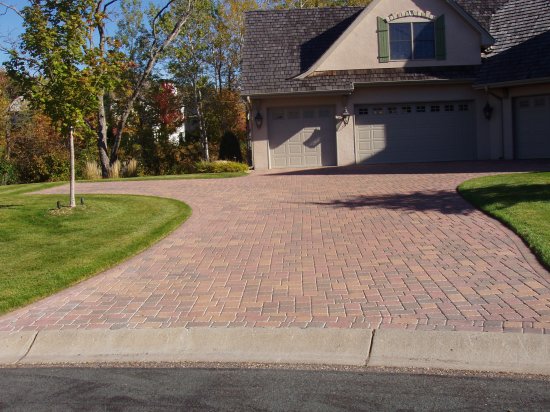 Paver Draive, Rochester MN Photo
